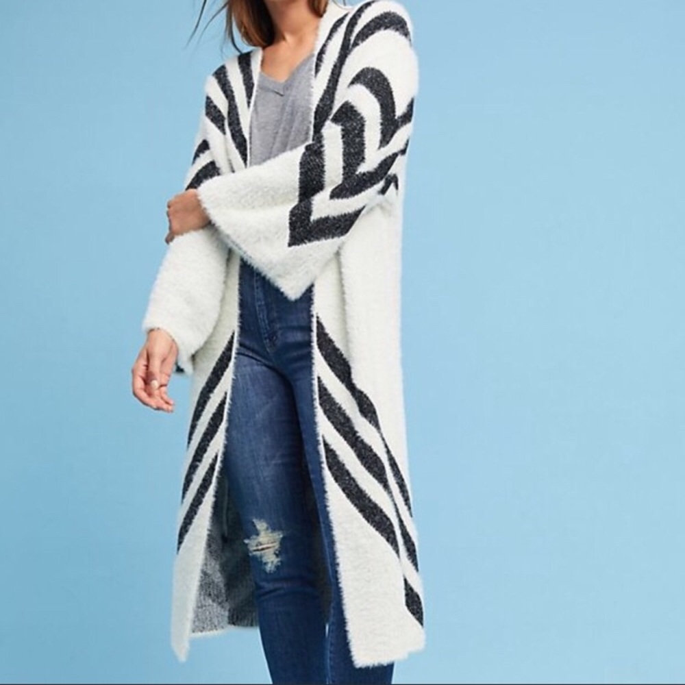 Anthropologie Chevron Kimono Sleeping on Snow